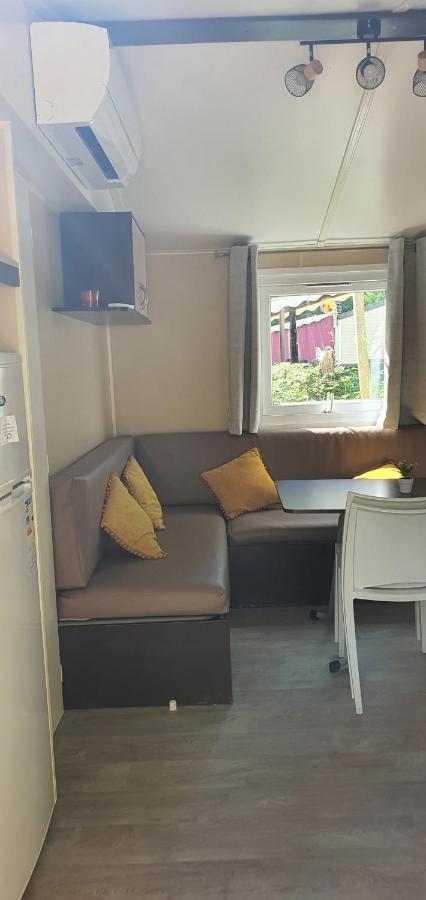 Mobil Home Climatise 6 Personnes La Roque-d'Antheron Exteriör bild