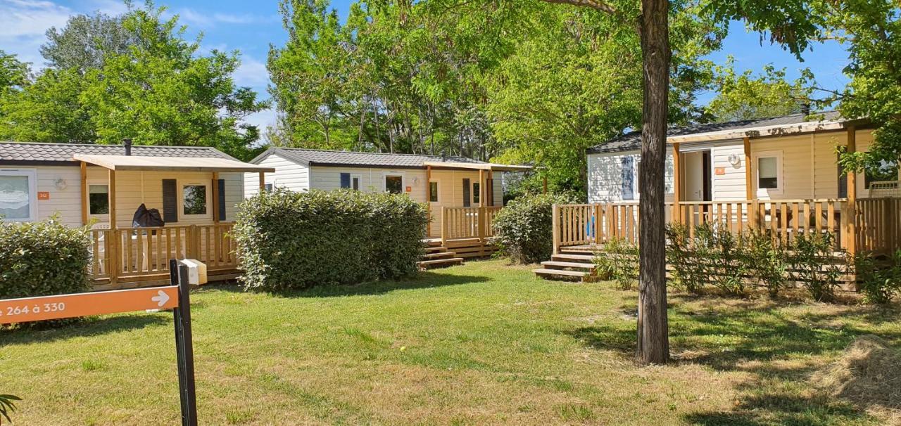 Mobil Home Climatise 6 Personnes La Roque-d'Antheron Exteriör bild